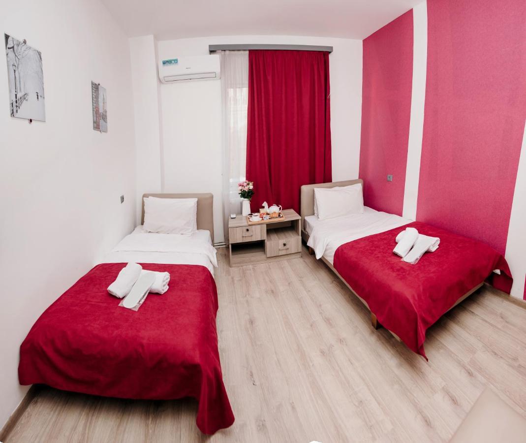 Nuryan Hotel Erevan Esterno foto