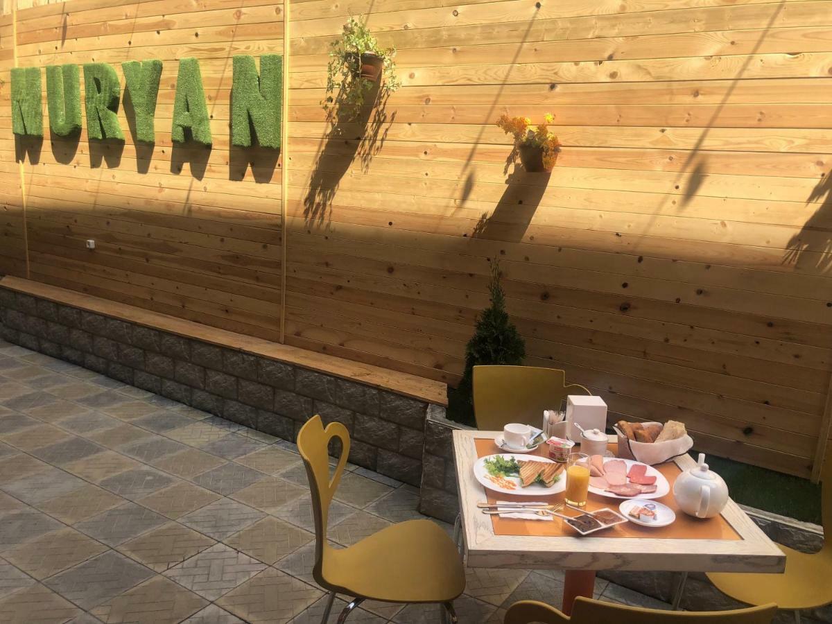 Nuryan Hotel Erevan Esterno foto