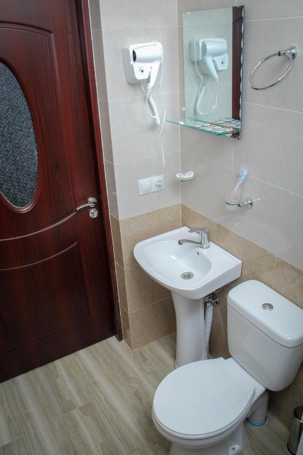 Nuryan Hotel Erevan Esterno foto
